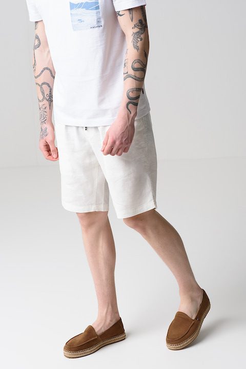 Къси Мъжки Панталони - Най-Добрата Колекция Tommy Hilfiger, Бермуди Harlem с лен, Слонова кост