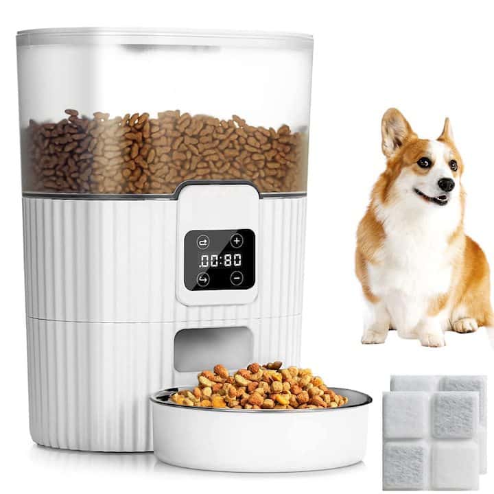 Качествени Автоматични Хранилки за Кучета и Котки - Класация Автоматична хранилка за кучета и котки