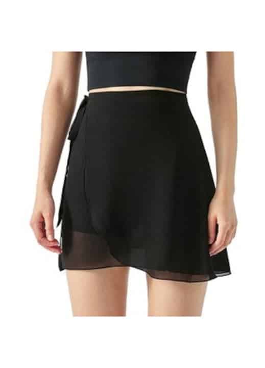 Красиви и Стилни Дамски Поли - Какво Предлага Мода 2025 Година Красиви и Стилни Дамски Поли – Какво Предлага Мода 2025 Година