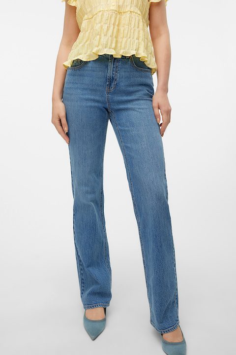 Модерни Дамски Дънки - Мода 2025-2026 Година Vero Moda