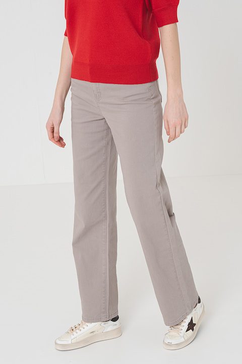 Модерни Дамски Дънки - Мода 2025-2026 Година Vero Moda