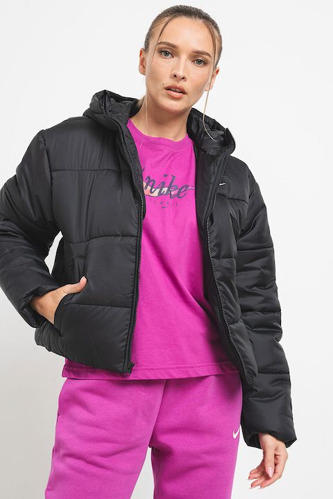 Топ 40 Най-Харесваните Дамски Якета Зима 2025-2026 Nike