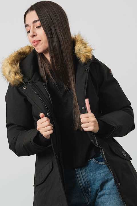 Топ 40 Най-Харесваните Дамски Якета Зима 2025-2026 Anapurna