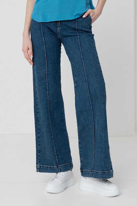 Модерни Дамски Дънки - Мода 2025-2026 Година United Colors of Benetton