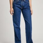 Модерни Дамски Дънки - Мода 2025-2026 Година Модерни Дамски Дънки – Мода 2025-2026 Година