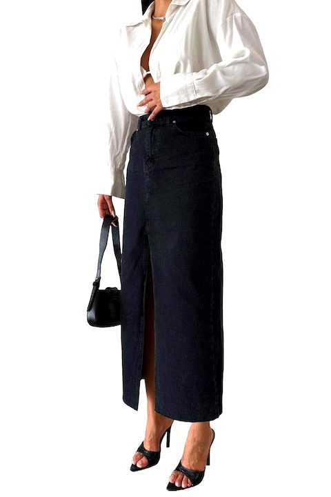 Красиви и Стилни Дамски Поли - Какво Предлага Мода 2025 Година Дълга пола Guadalajara с широка цепка на крачолите