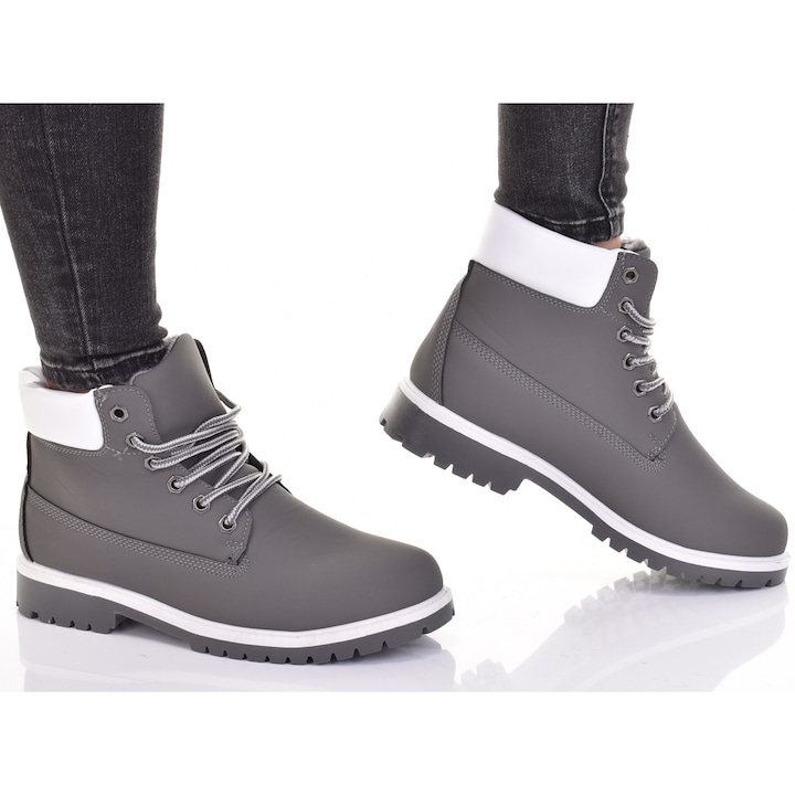 Дамски Ботуши и Боти - Топ 20 Най-Харесваните за Зима 2025-2026 Година Дамски ботуши Martinus