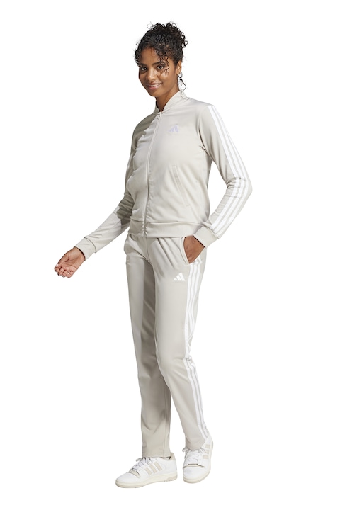 Adidas Sportswear спортни екипи: пълен преглед на модели, характеристики и цени Adidas Sportswear спортни екипи: пълен преглед на модели, характеристики и цени