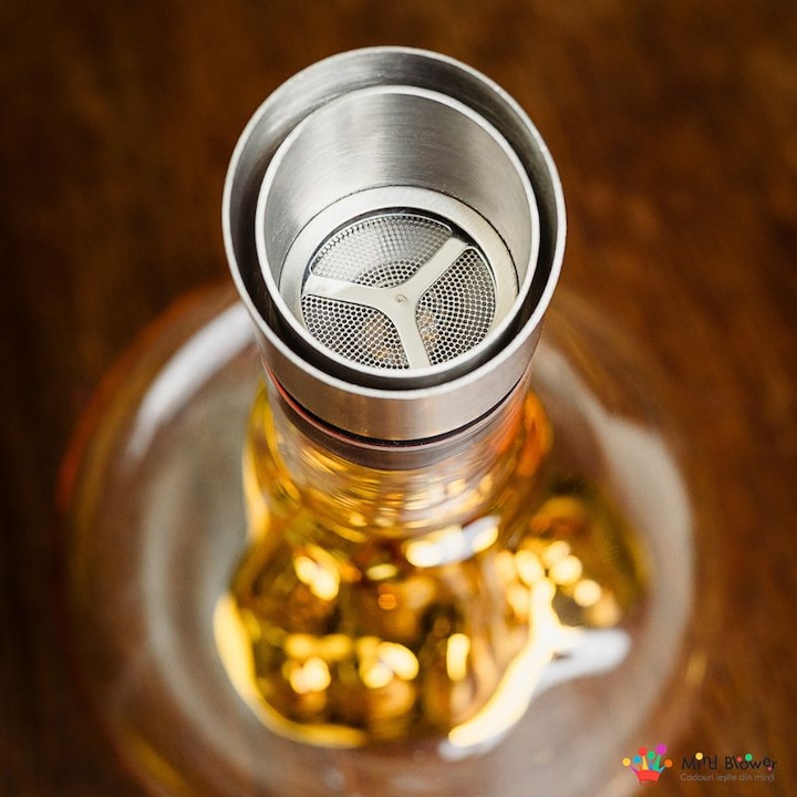 Кана за декантиране със златен планински дизайн