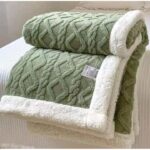 Класация Най-Качествените Одеяла и Кувертюри за Легло