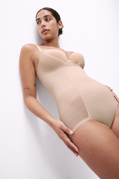 Как Да Изберем Правилното Оформящо Боди — 9 Топ Модела Marks & Spencer Оформящо боди с мрежести зони