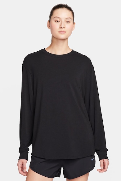 Най-Добрите Дамски Блузи С Овално Деколте — 10 Модела За Всеки Ден Nike Блуза One с дълги ръкави