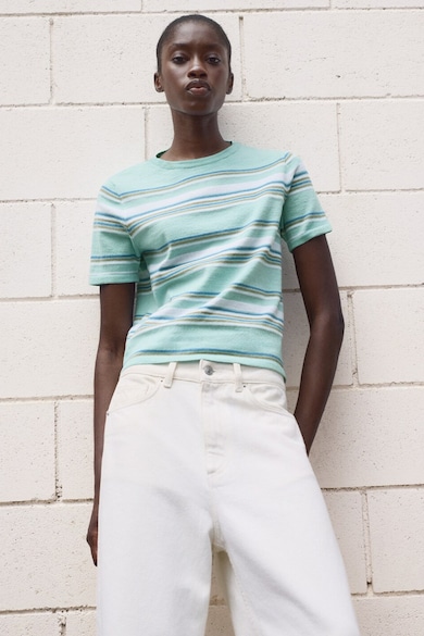 Mango Раиран пуловер с къси ръкави