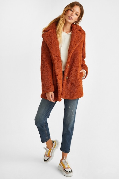 Плюшени Дамски Палта — Топ 7 За Стилен И Уютен Външен Вид