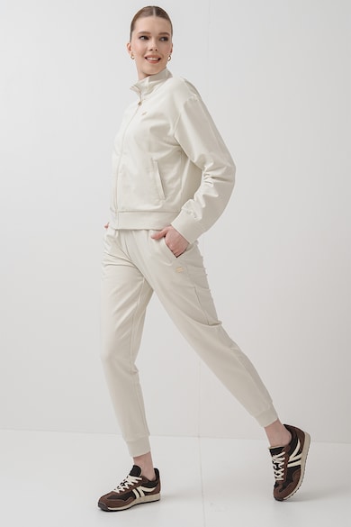 Топ 7 Дамски Спортни Екипи За Зима (До 200 €) — Топ Топли Модели EA7 Спортен екип с висока яка