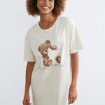 Дамски Пижами С Принтове И Шарки — Перфектни За Пижамено Парти Дамски Пижами С Принтове И Шарки — Перфектни За Пижамено Парти