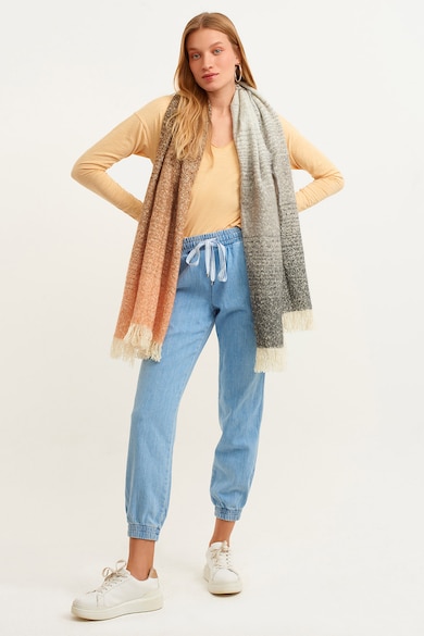 Кои Са Най-Добрите Дамски Дънки За Пътуване? (Удобни И Еластични) - Топ 7 OXXO Джогър дънки Carmen с джобове встрани