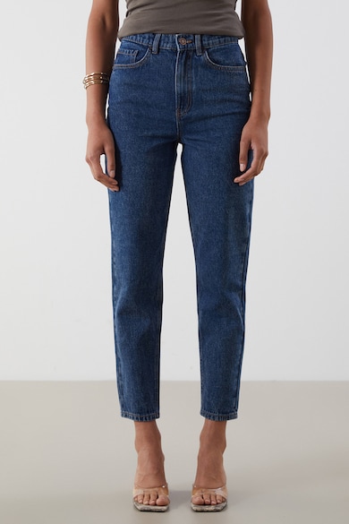 Дънки Mom Fit - Най-Стилните 9 Модела За 2026 LC WAIKIKI Дънки Mom с висока талия