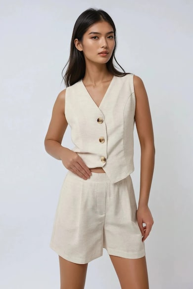 Къси Дамски Топове И Шорти: Най-Добрите Летни Комплекти Под 40 € Къси Дамски Топове И Шорти: Най-Добрите Летни Комплекти Под 40 €