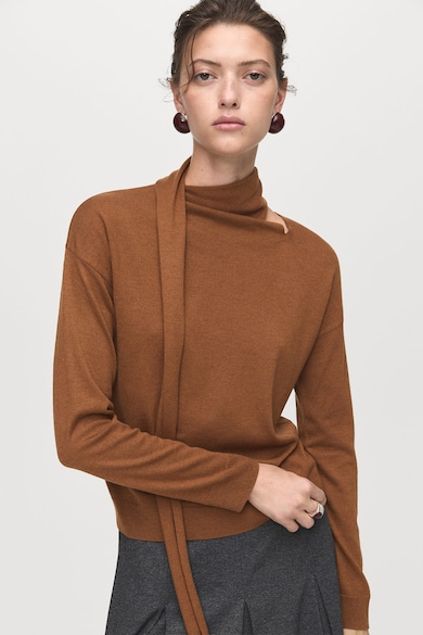 Mango Пуловер с вълна и яка тип шал