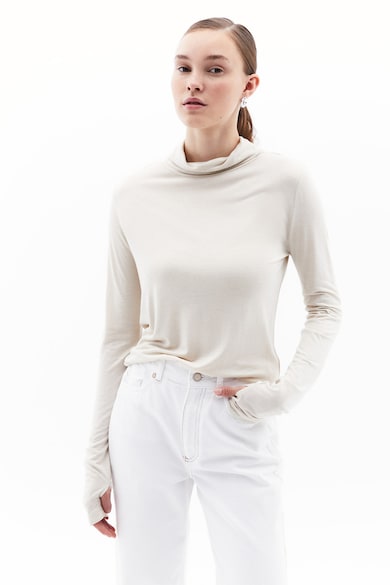 Кои Са Най-Добрите Дамски Плетени И Вълнени Блузи За Студеното Време OXXO Блуза с вълна