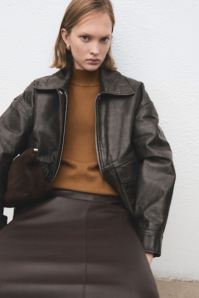 Mango Пуловер с висока яка