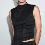 Най-Добрите Дамски Блузи С Овално Деколте — 10 Модела За Всеки Ден