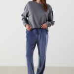 Кадифени И Плюшени Дамски Пижами — Топ 8 За Зимата