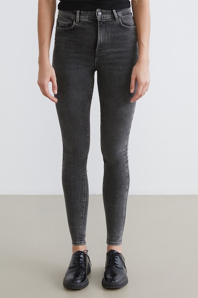 Топ 7 Супер Бюджетни Дамски Дънки До 15 EUR LC WAIKIKI Скъсени скини дънки Jupiter